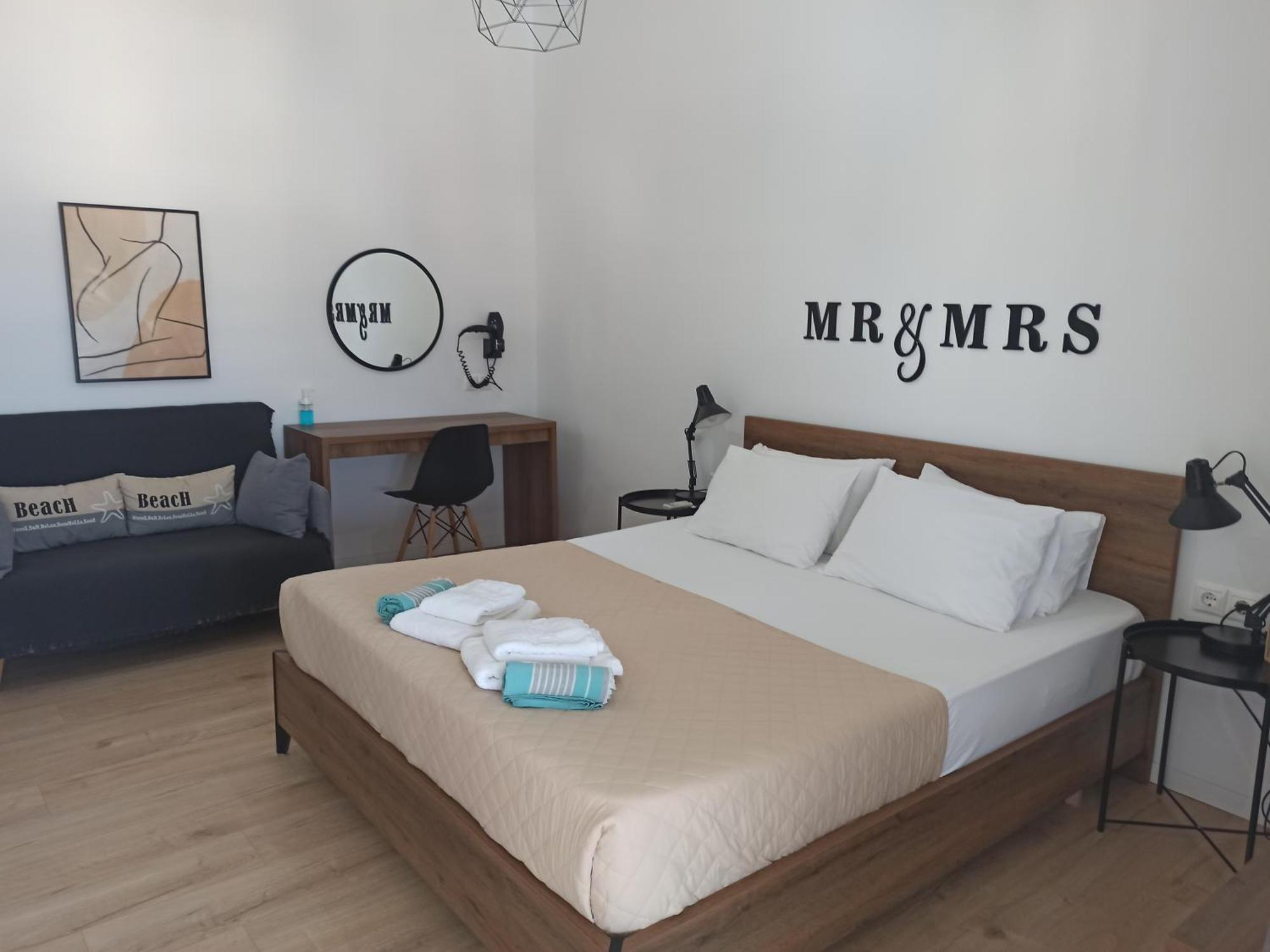 Bourbos Summer Rooms ヒマラ 部屋 写真